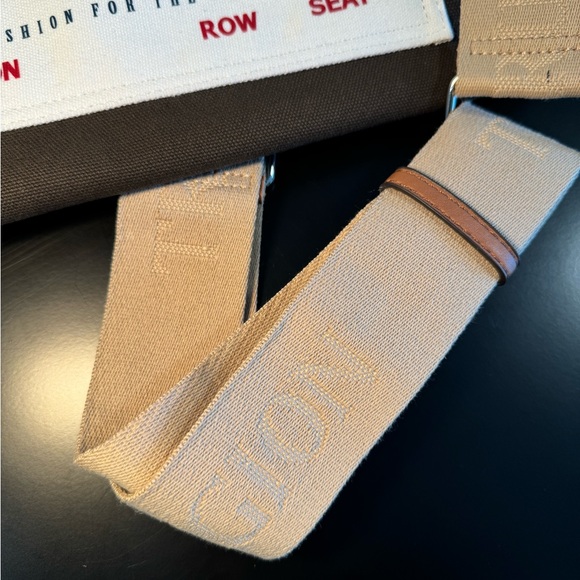 True Religion Brown Canvas Tote Bag - Olive Color with Beige Strap - NWT - Picture 7 of 8